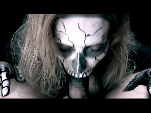 ❤️ Demon cailín sucking coileach lena béal dubh agus shlogtha cum. ️❌  Físeán fucking  ag porn % ga.hentaivost.ru%  ❌❤